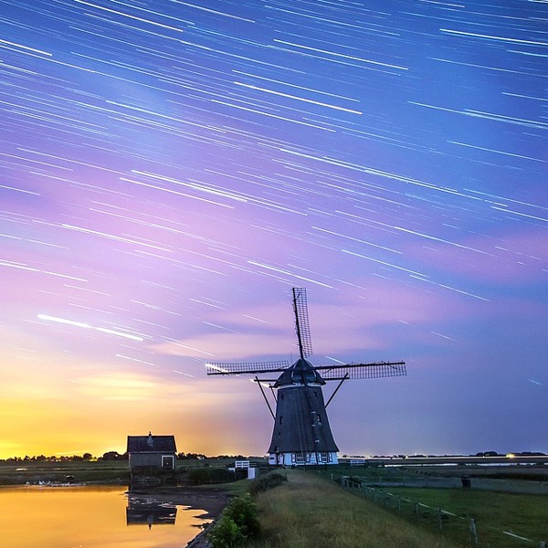 Windmill at dusk using low shutterspeed