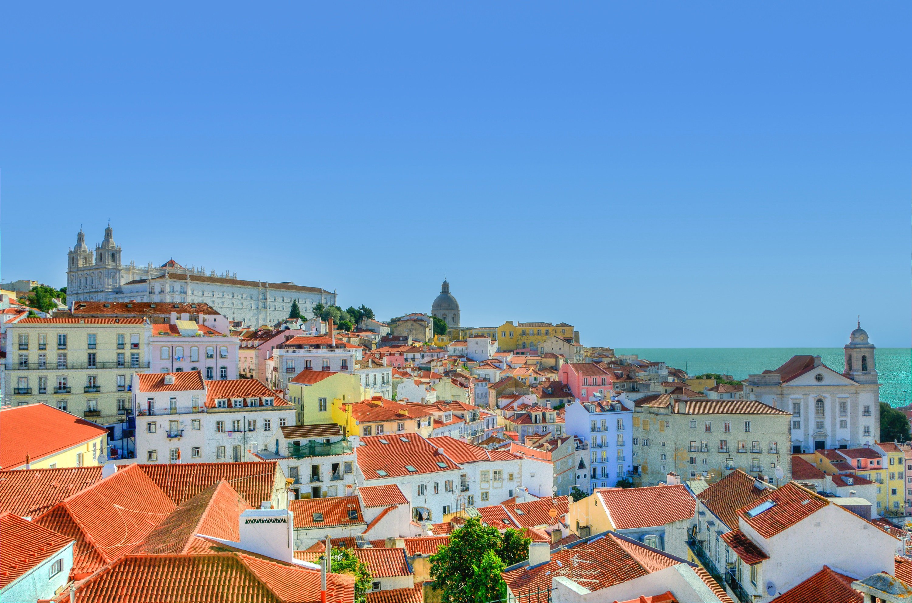 Lisbon - Alfama ranks as top European city for digital nomads